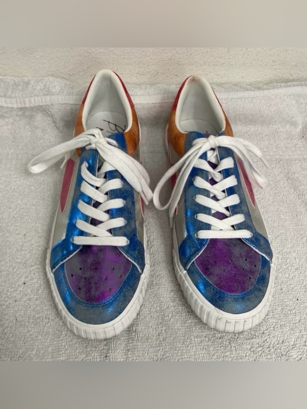 Blowfish Malibu Women's Willa Metallic Colorblock Lace Up Sneaker Size 10 Retro